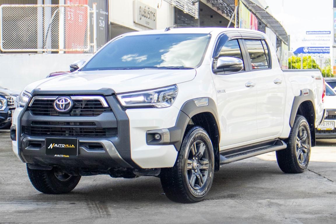 Toyota Hilux Revo Doublecab 2.4 Entry Prerunner M/T 2023 *SK2031*